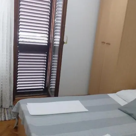Apartment Ivan Starigrad Paklenica